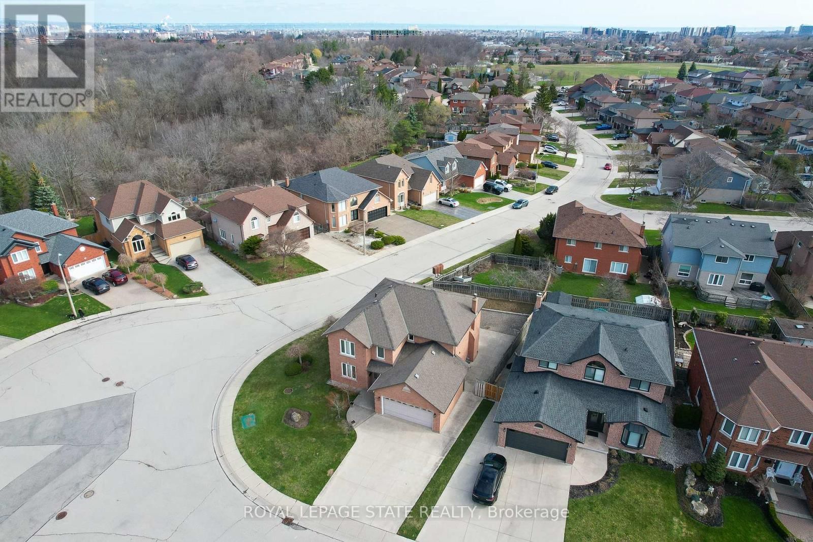 137 NATIONAL DRIVE Image 46