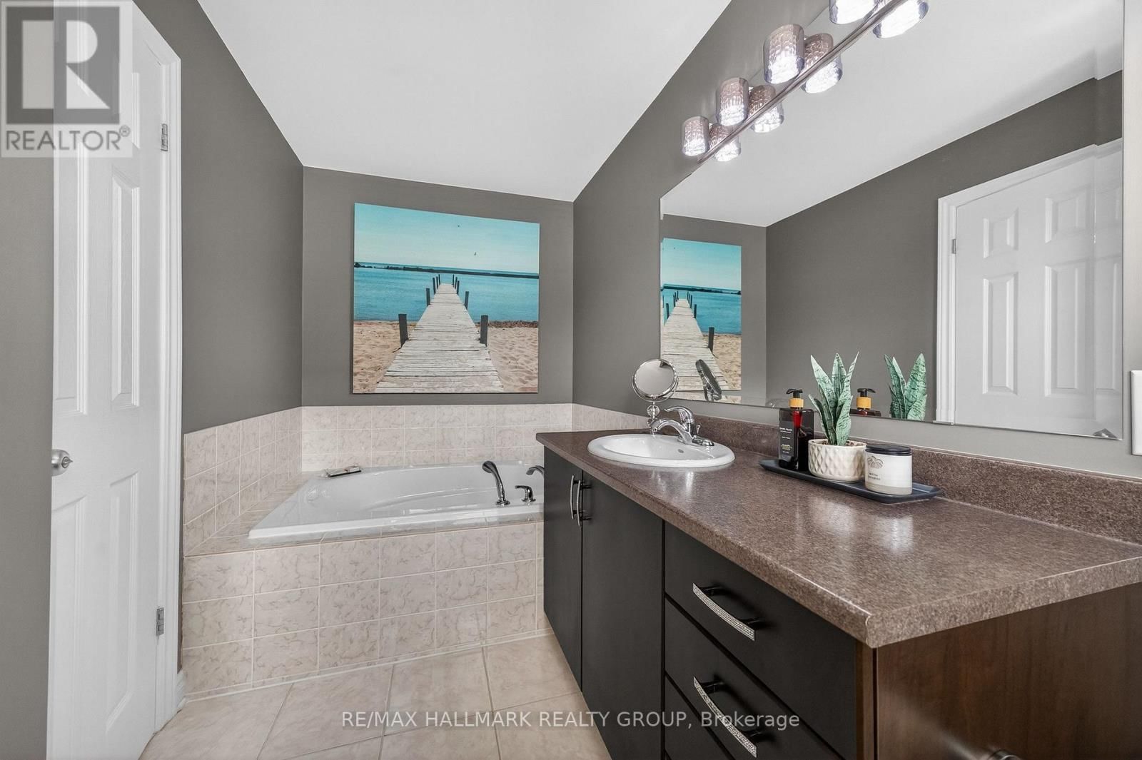 159 LERTA WAY Image 23