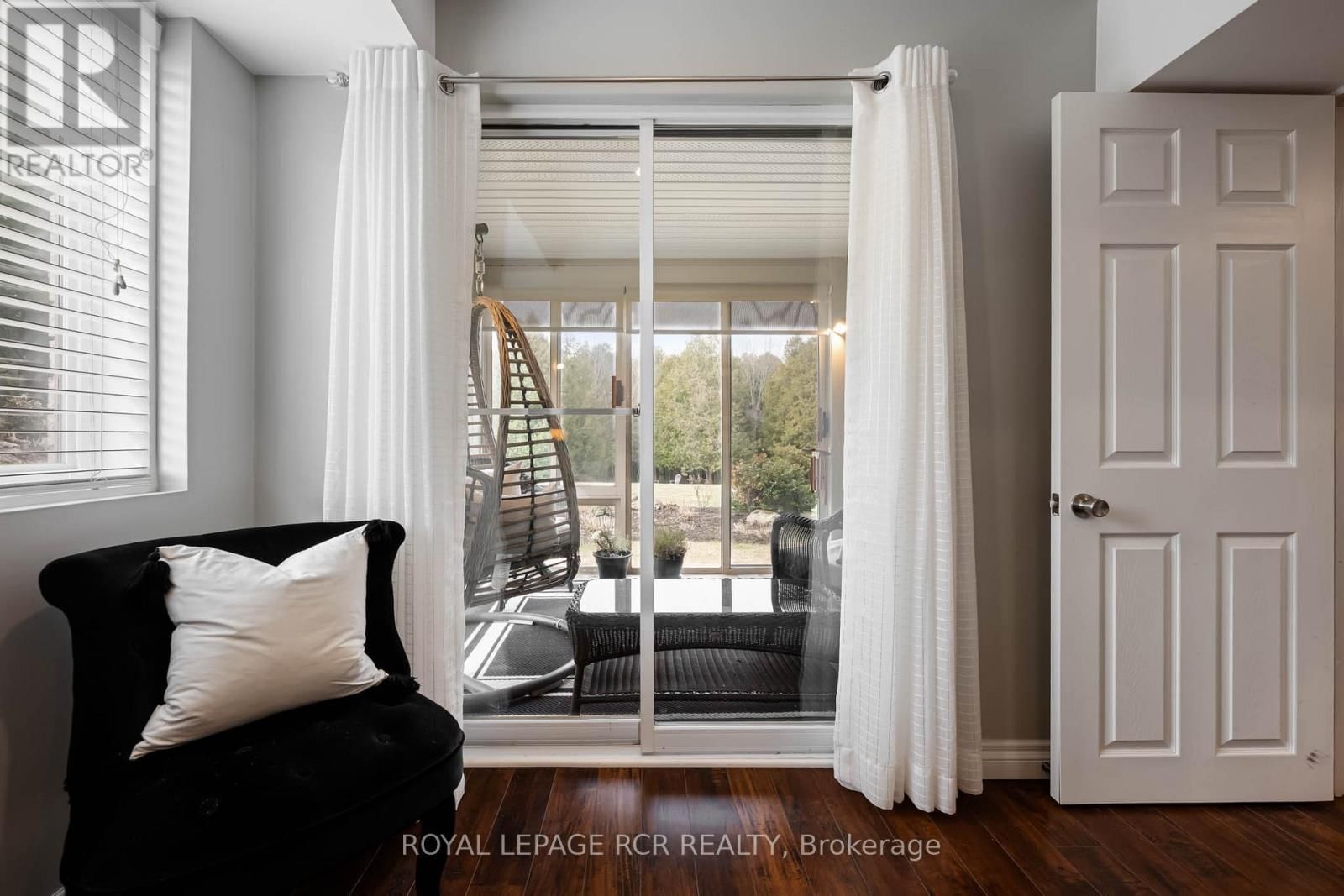 32 HEADWATERS LANE Image 39