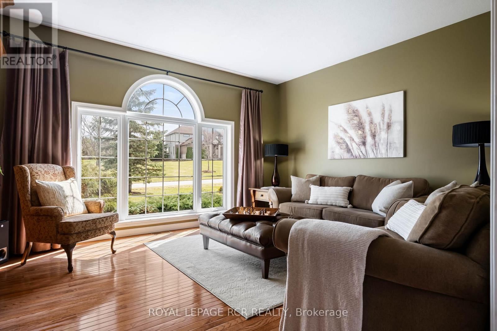 32 HEADWATERS LANE Image 7