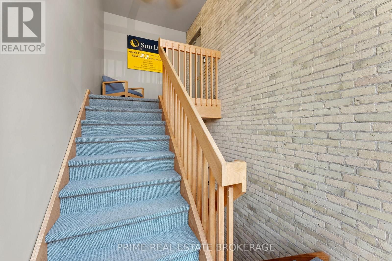 580 WATERLOO STREET Image 20