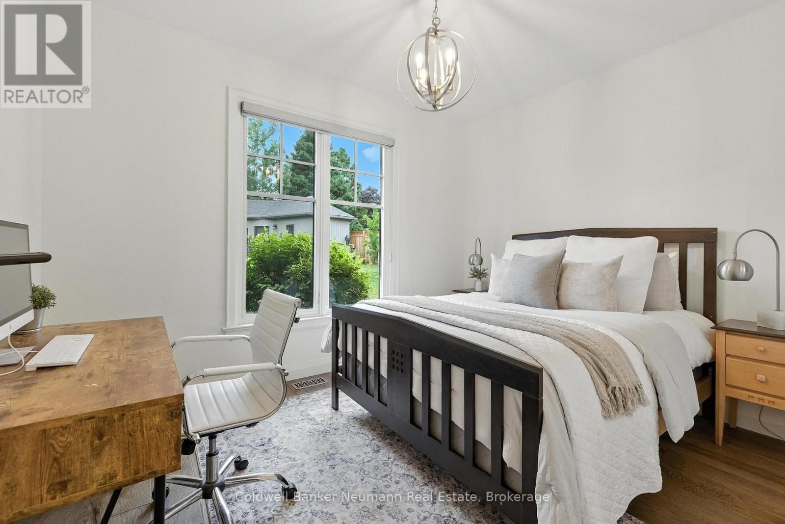 45 AMALIA CRESCENT Image 21