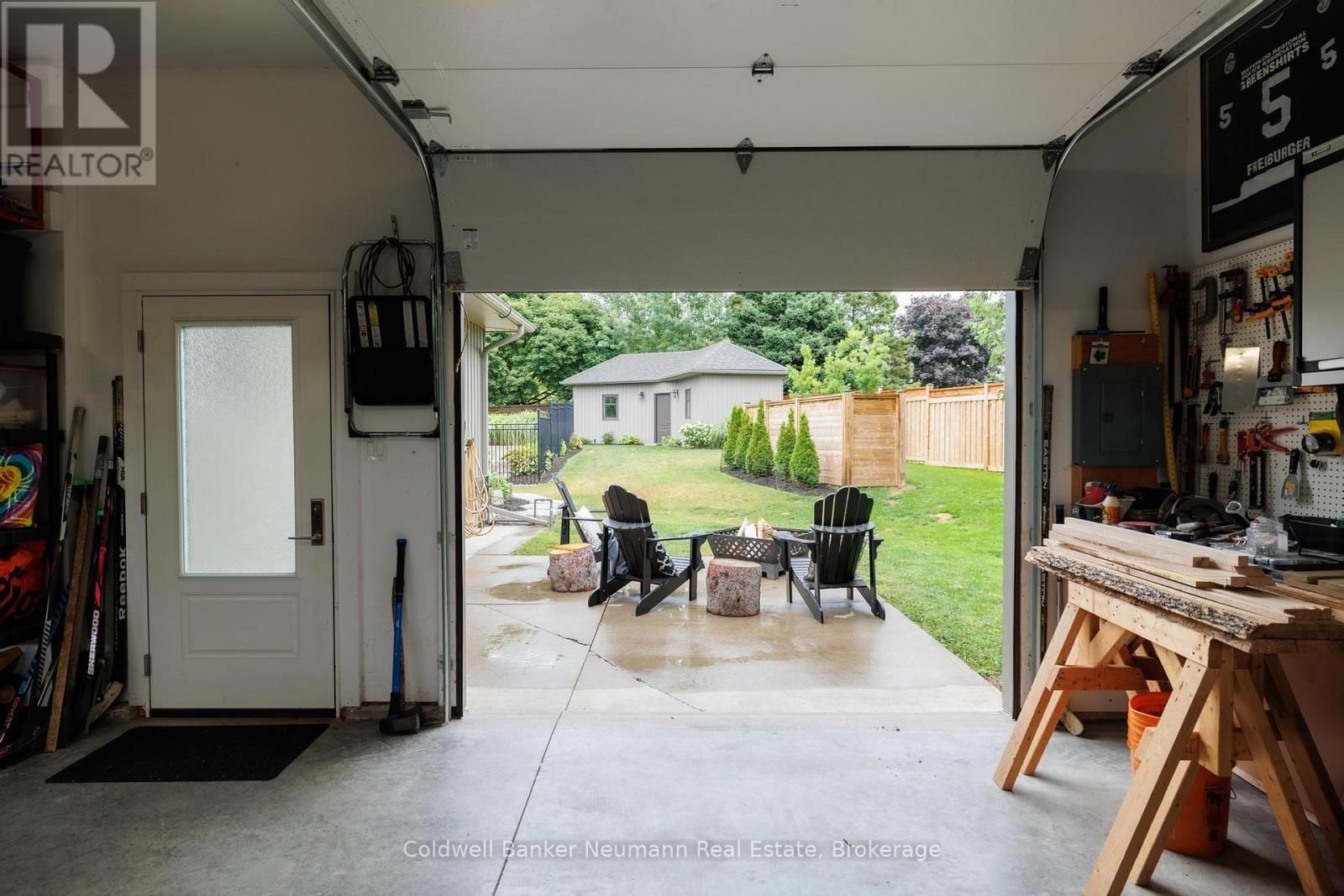 45 AMALIA CRESCENT Image 34