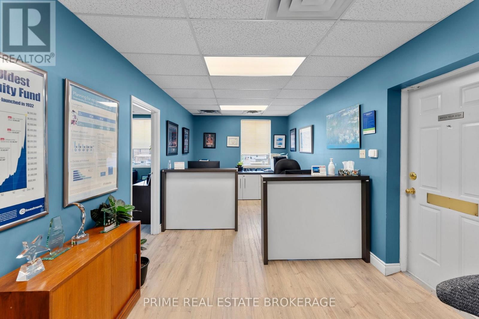 580 WATERLOO STREET Image 23