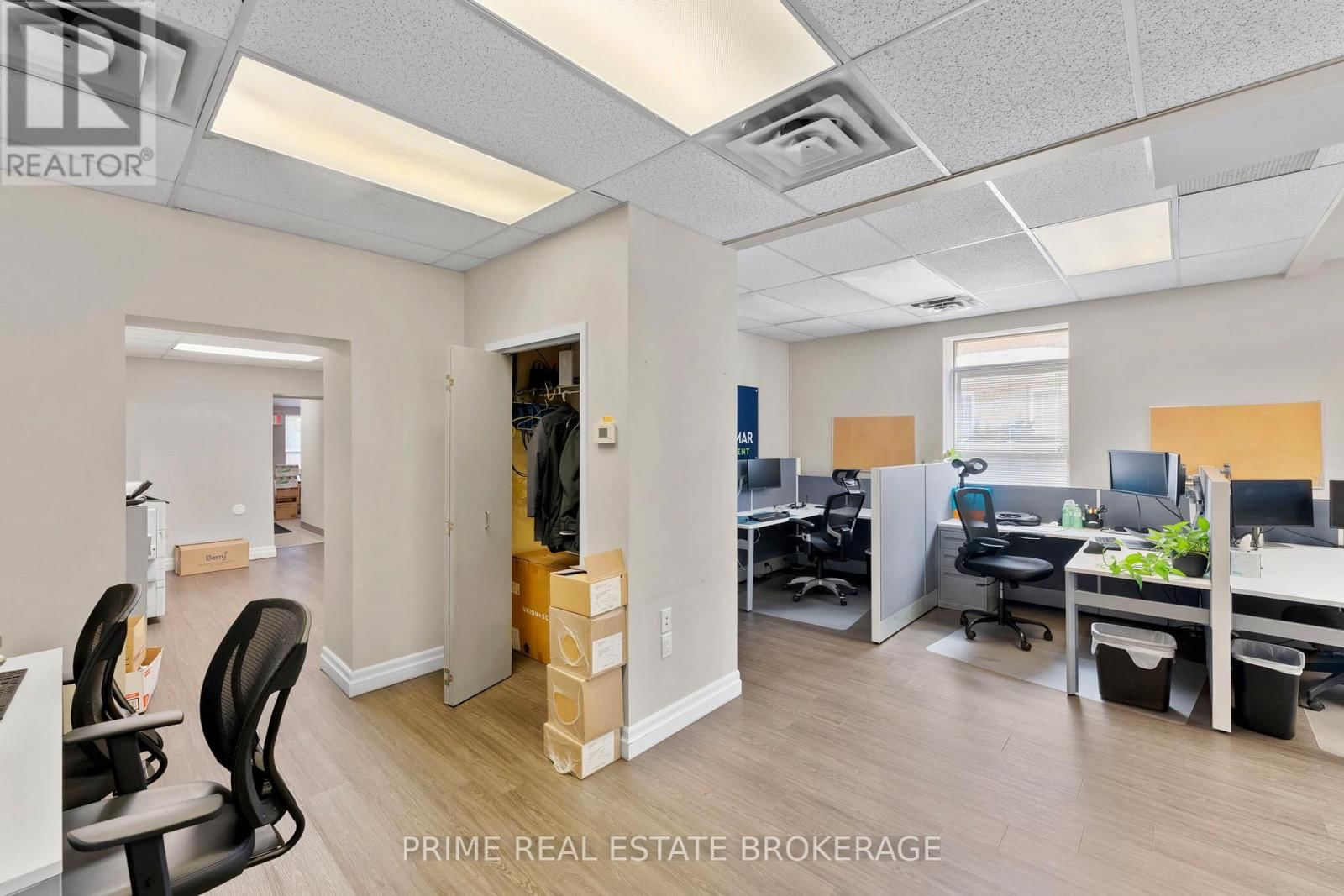 580 WATERLOO STREET Image 6