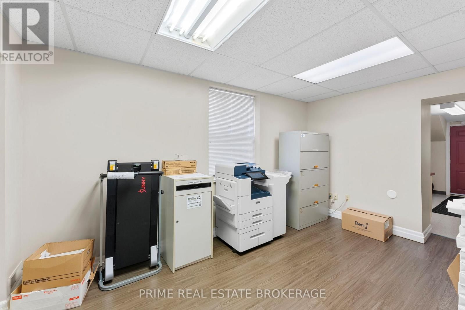 580 WATERLOO STREET Image 7