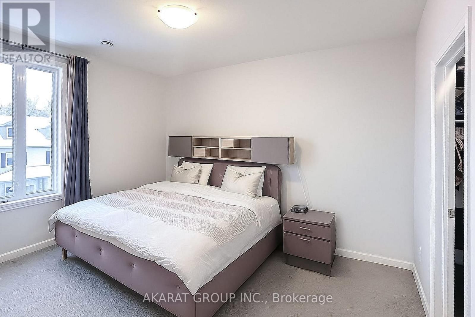 G-725 DEARBORN PRIVATE Image 17