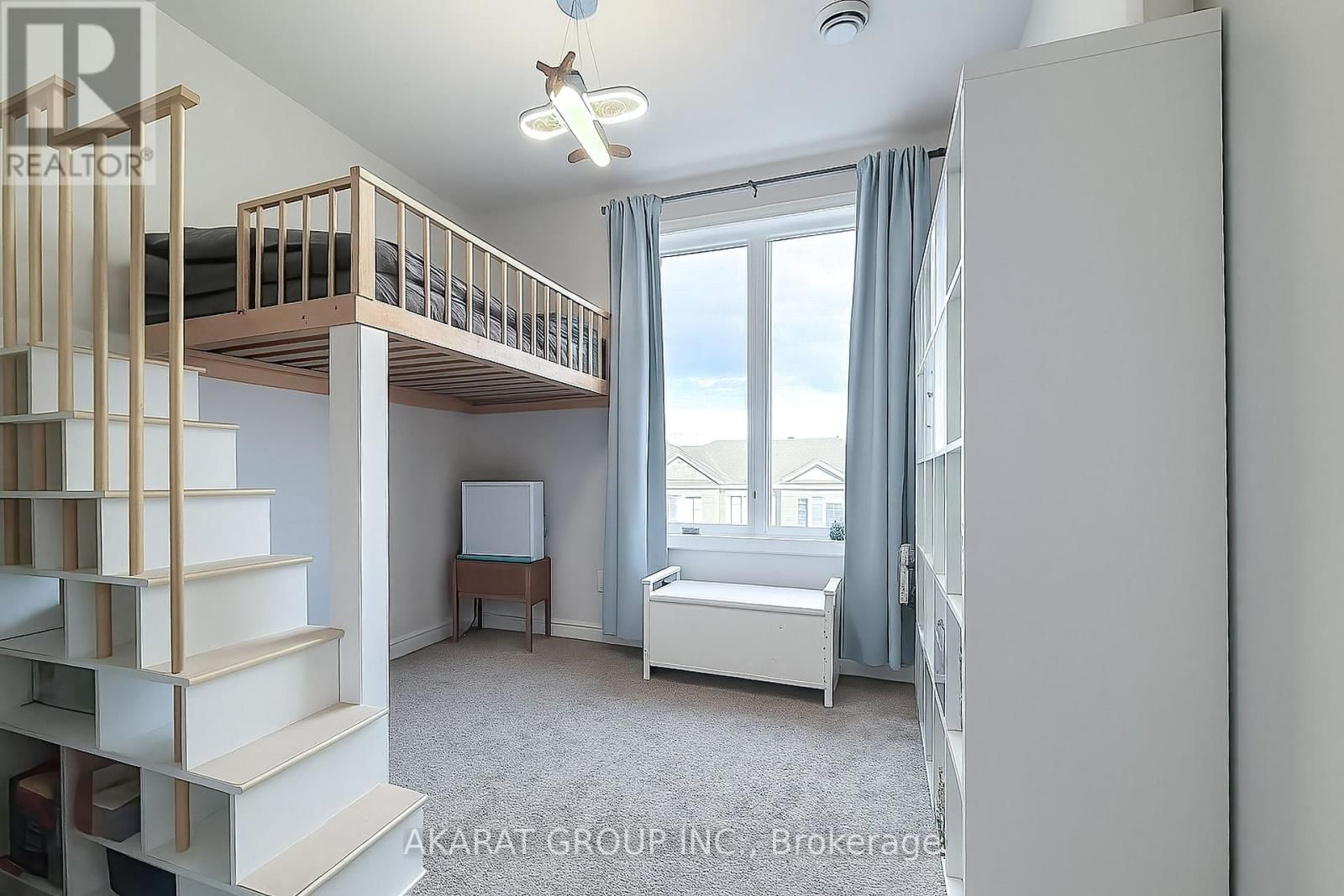 G-725 DEARBORN PRIVATE Image 21