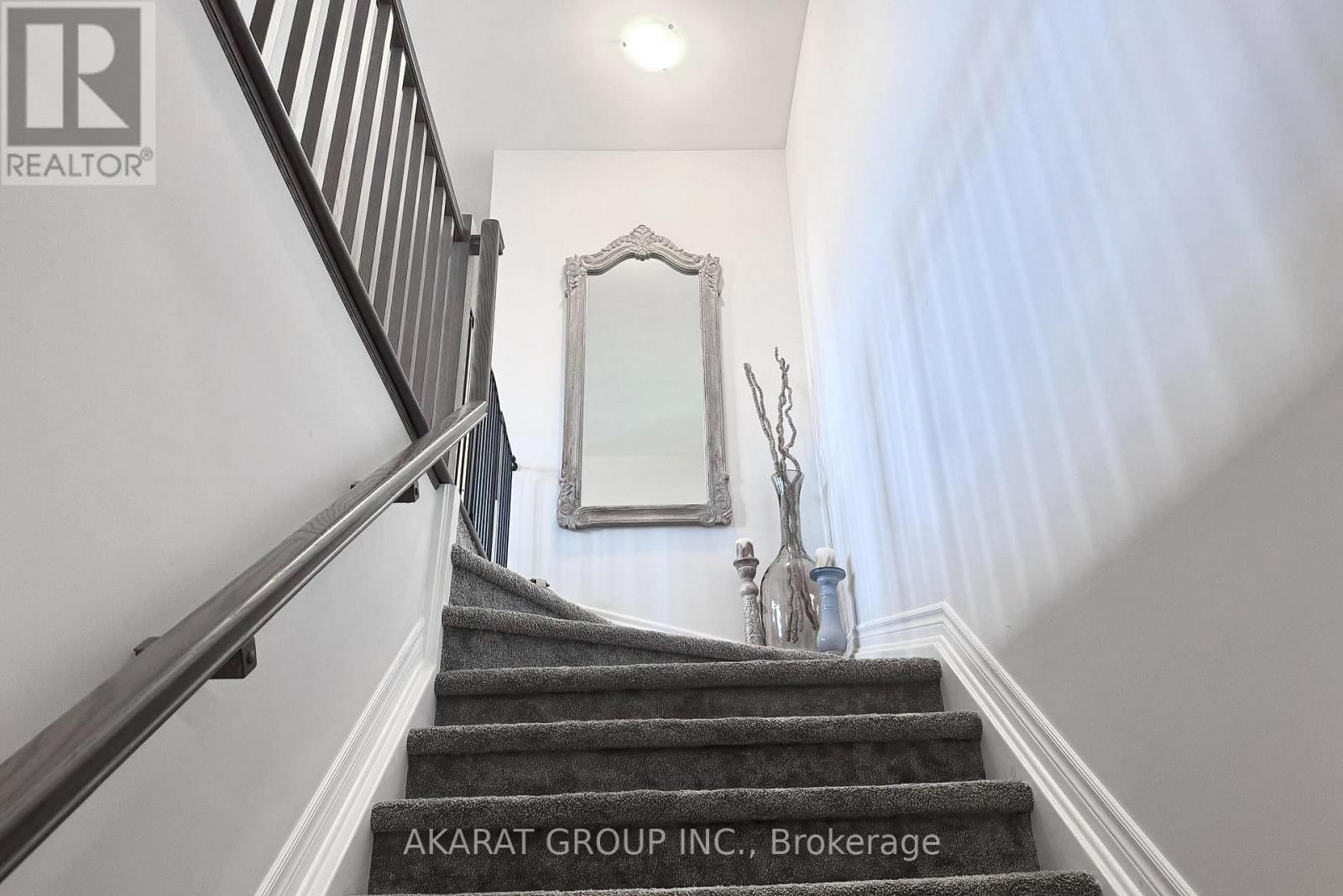 G-725 DEARBORN PRIVATE Image 8