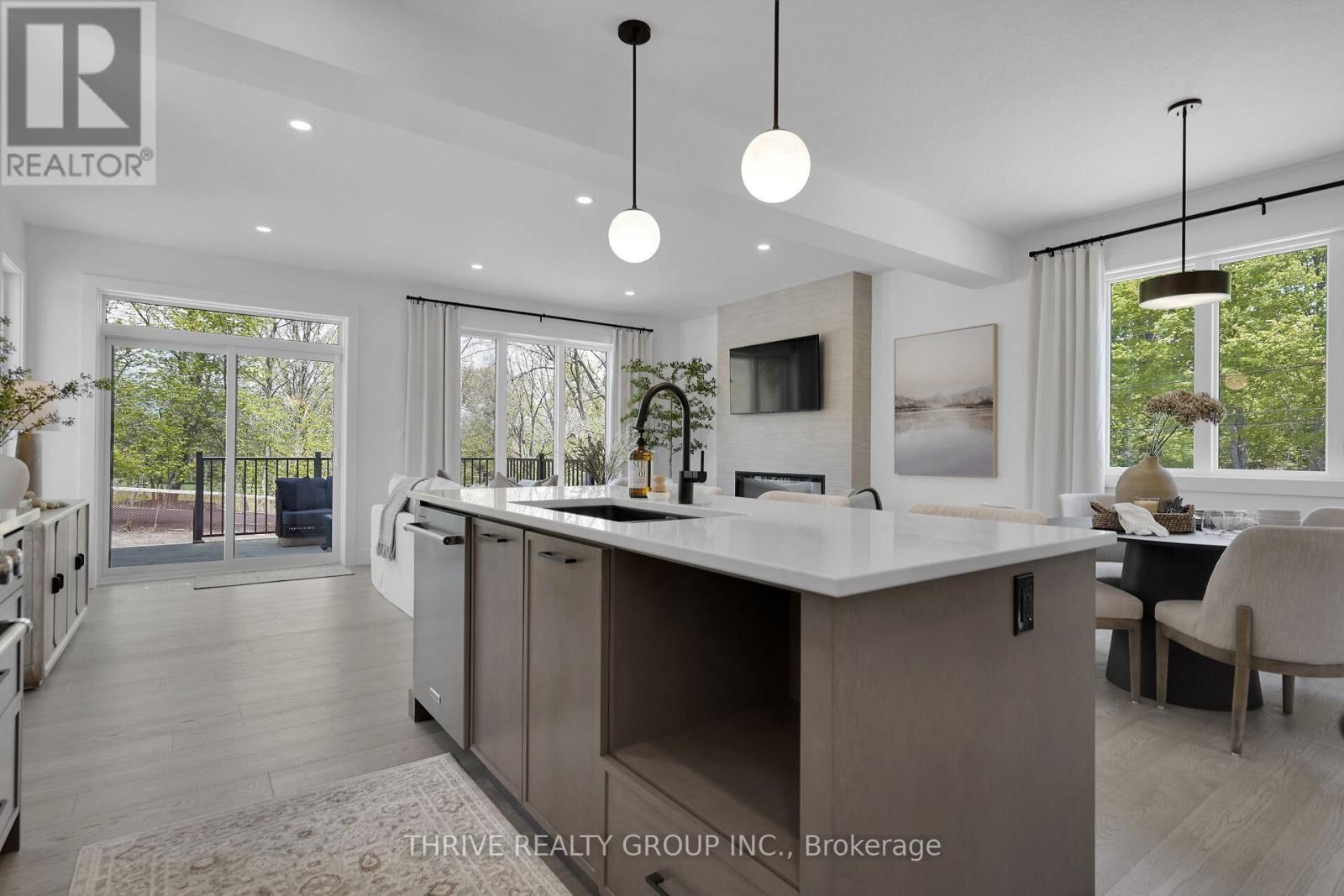 64 - 101 MEADOWLILY ROAD SOUTH Image 15