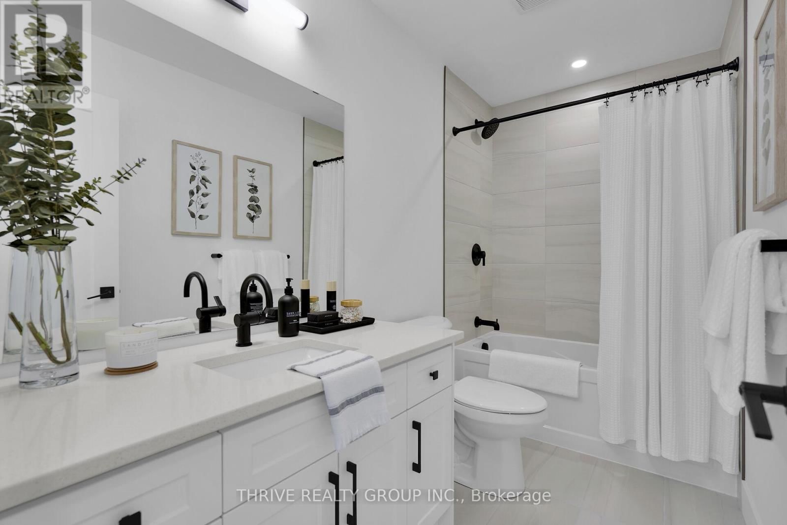 64 - 101 MEADOWLILY ROAD SOUTH Image 50