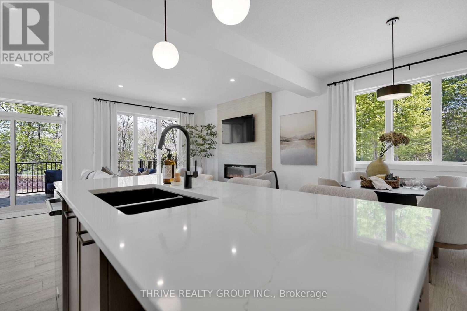 64 - 101 MEADOWLILY ROAD SOUTH Image 9