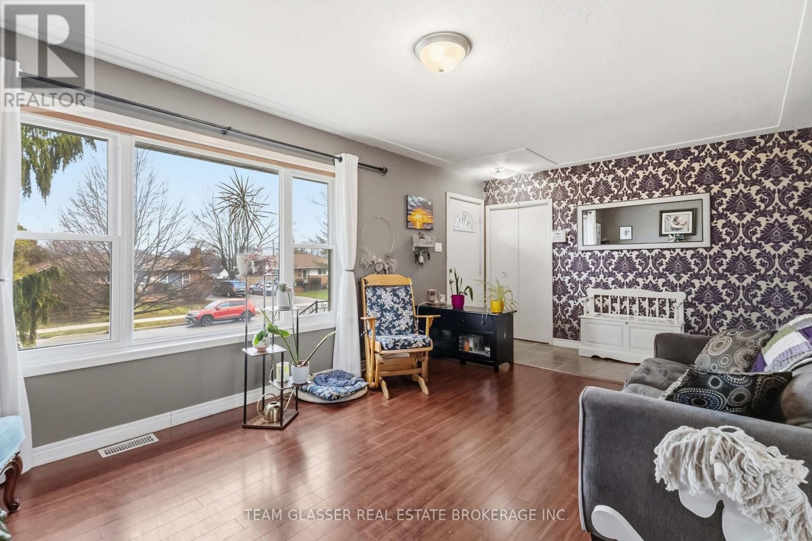 362 CHIPPENDALE CRESCENT Image 16