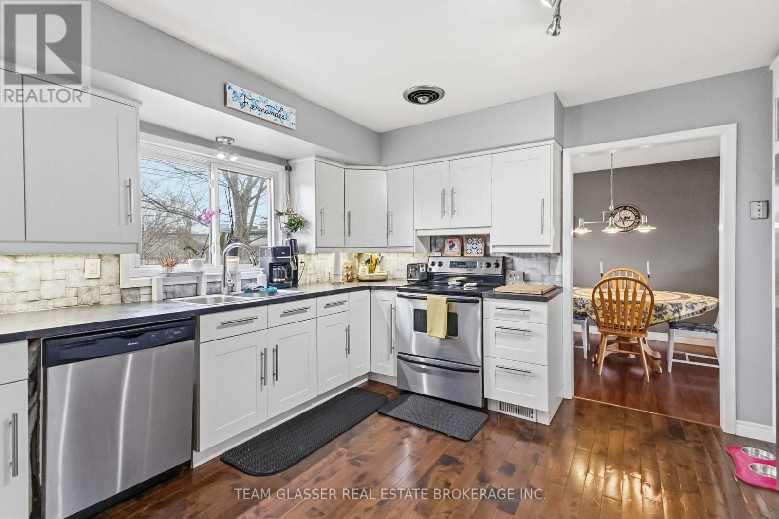 362 CHIPPENDALE CRESCENT Image 23