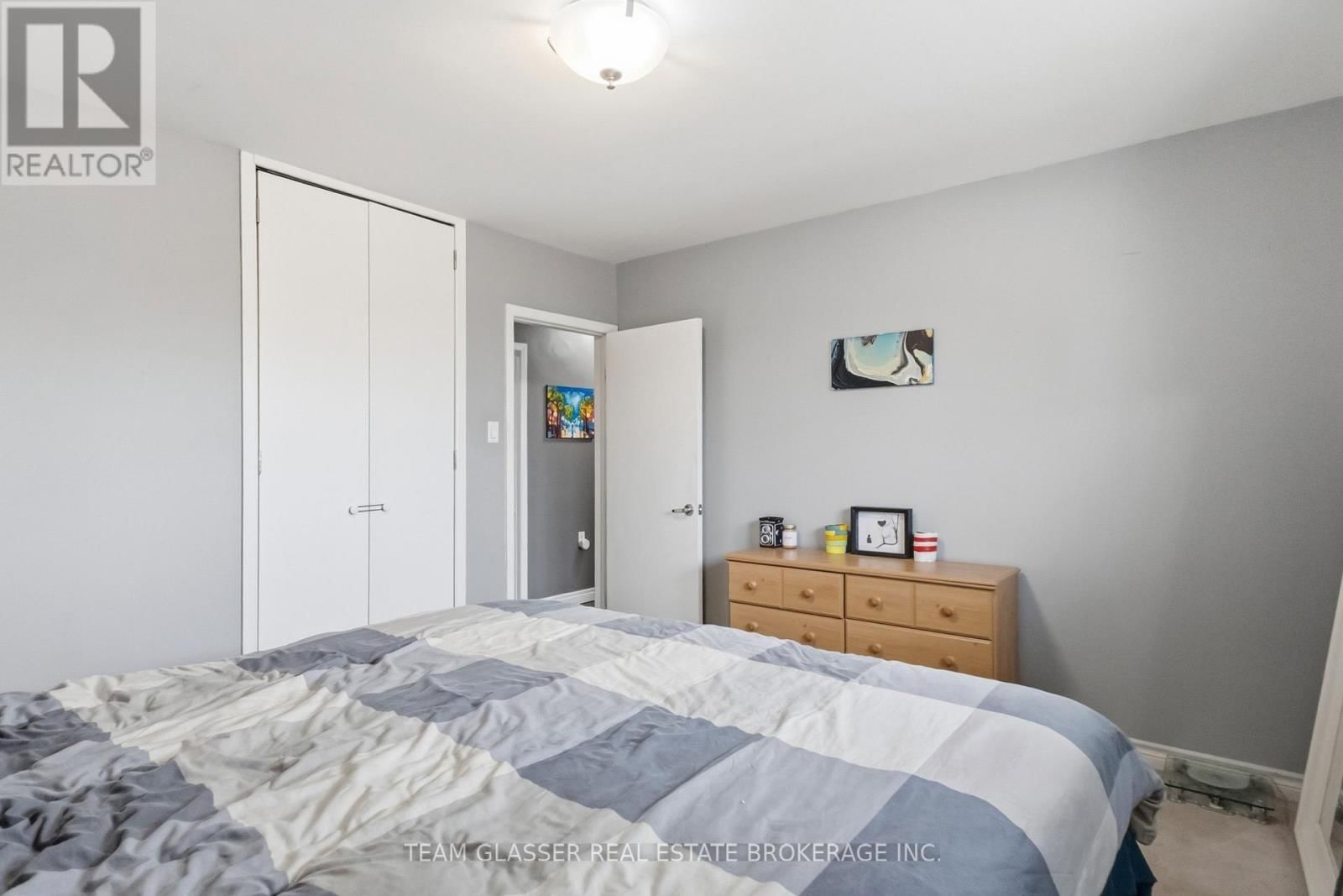 362 CHIPPENDALE CRESCENT Image 31