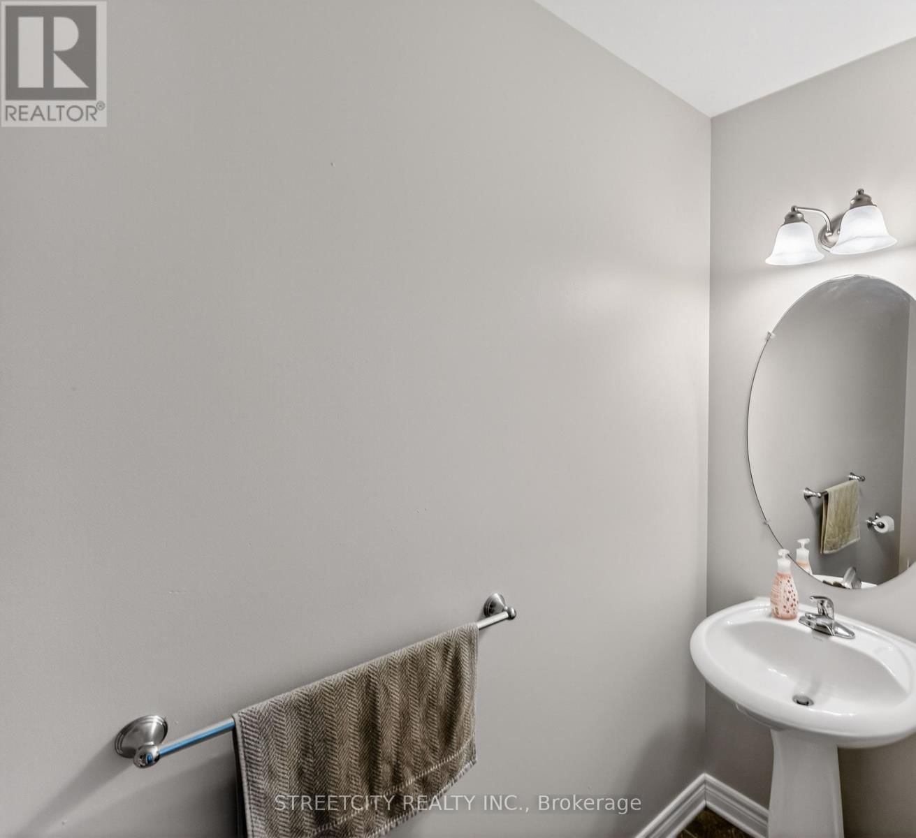 26 LAKE MARGARET TRAIL Image 12