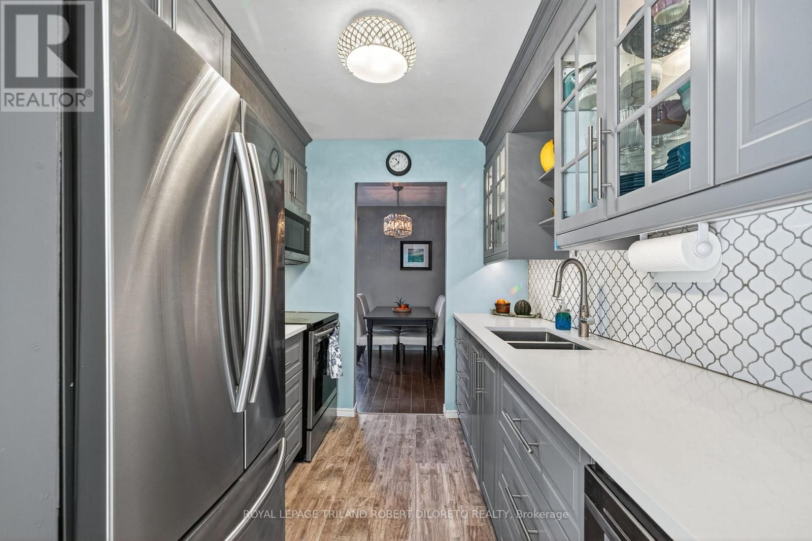 671 LADYBROOK CRESCENT Image 9