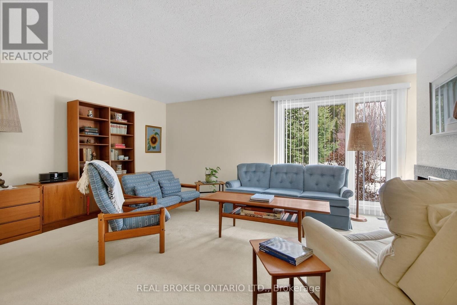 10 AMUNDSEN CRESCENT Image 5