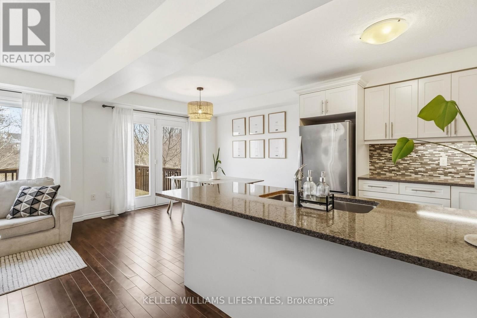 95 - 1010 FANSHAWE PARK ROAD EAST Image 28