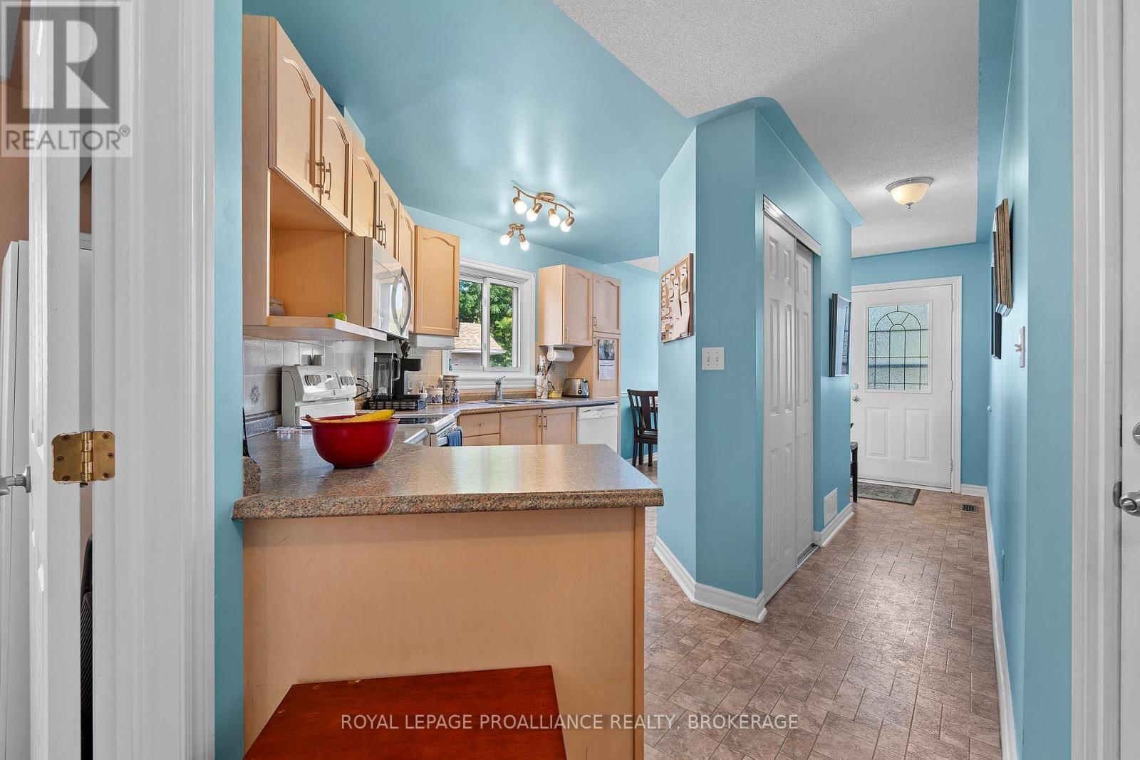 781 SHIRES WAY Image 7