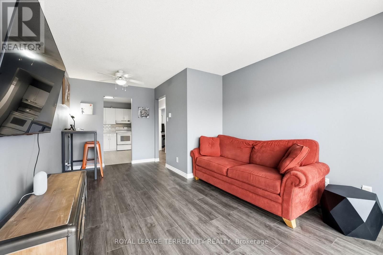 307 - 136 WARE STREET NORTH Image 16