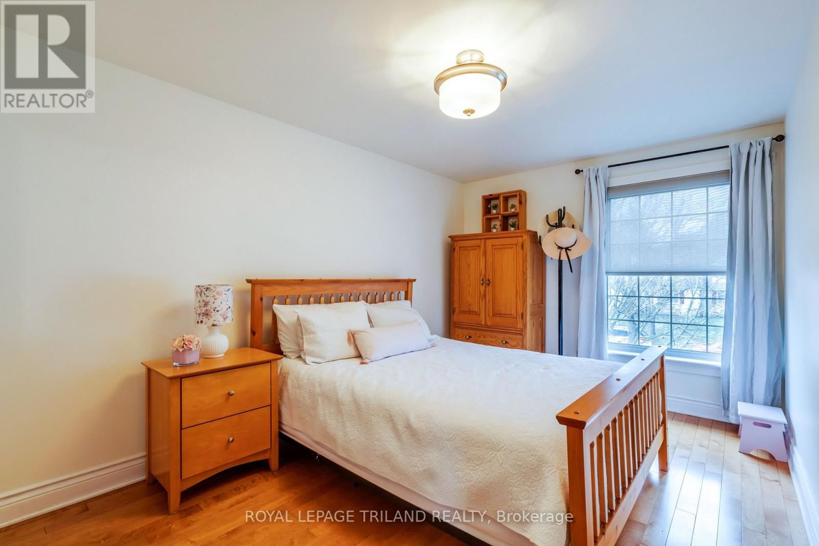 27 CHEROKEE ROAD Image 25