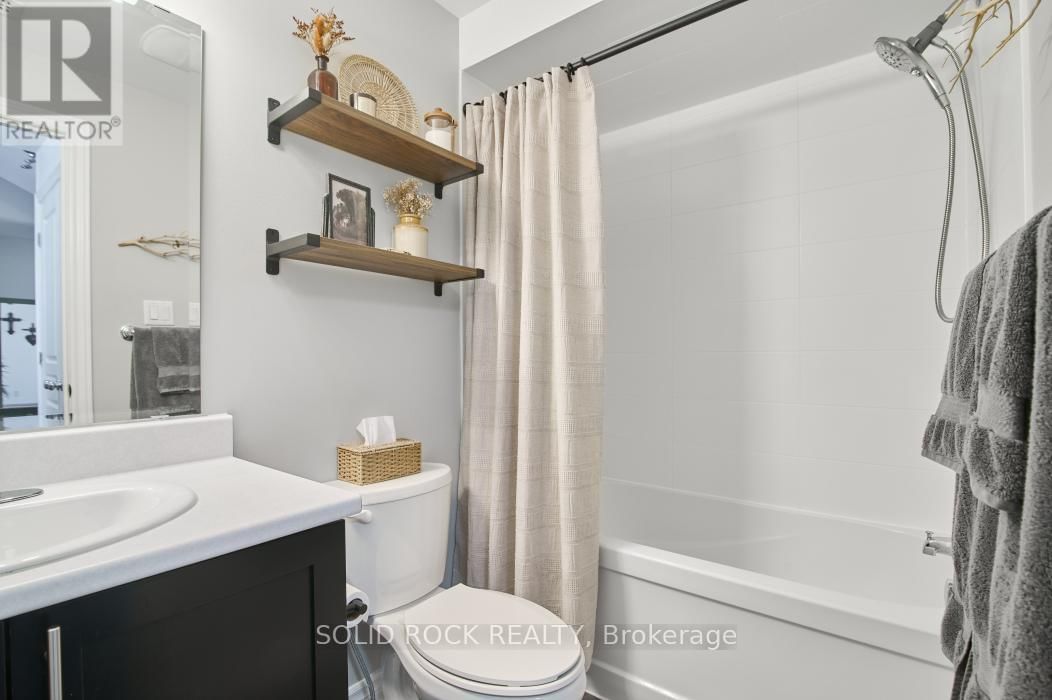 G - 19 TADLEY PRIVATE Image 36