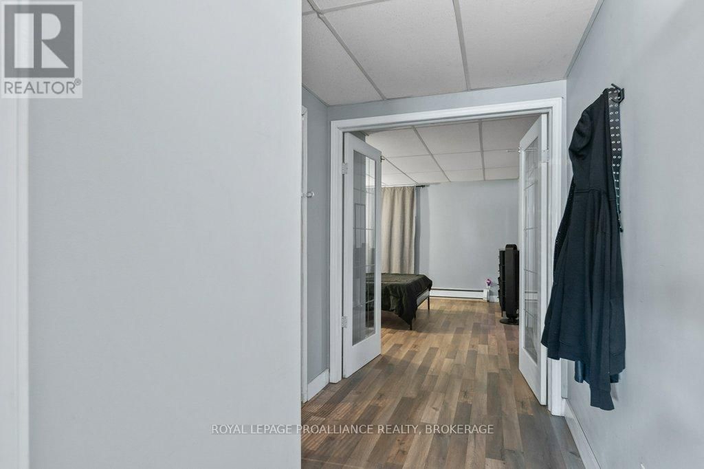 590 MACDONNELL STREET Image 30