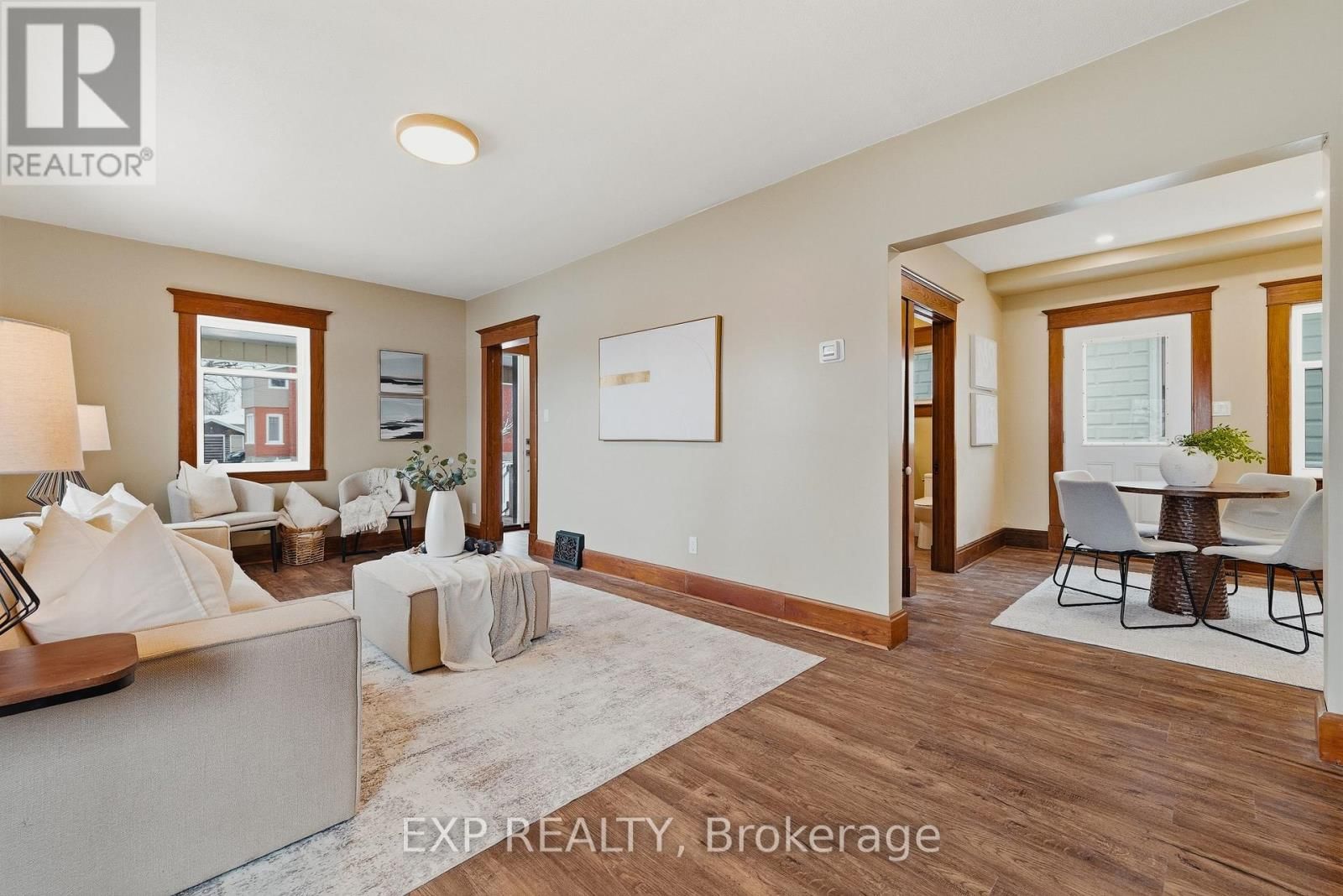 999 VINE STREET Image 11