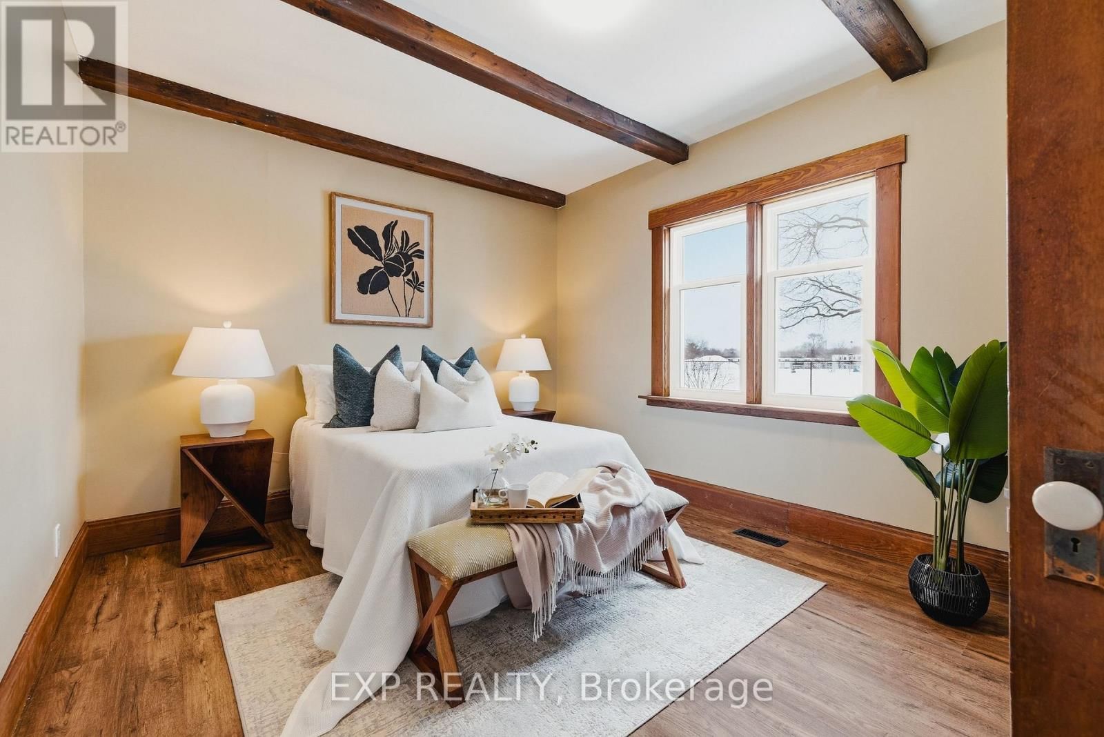 999 VINE STREET Image 21