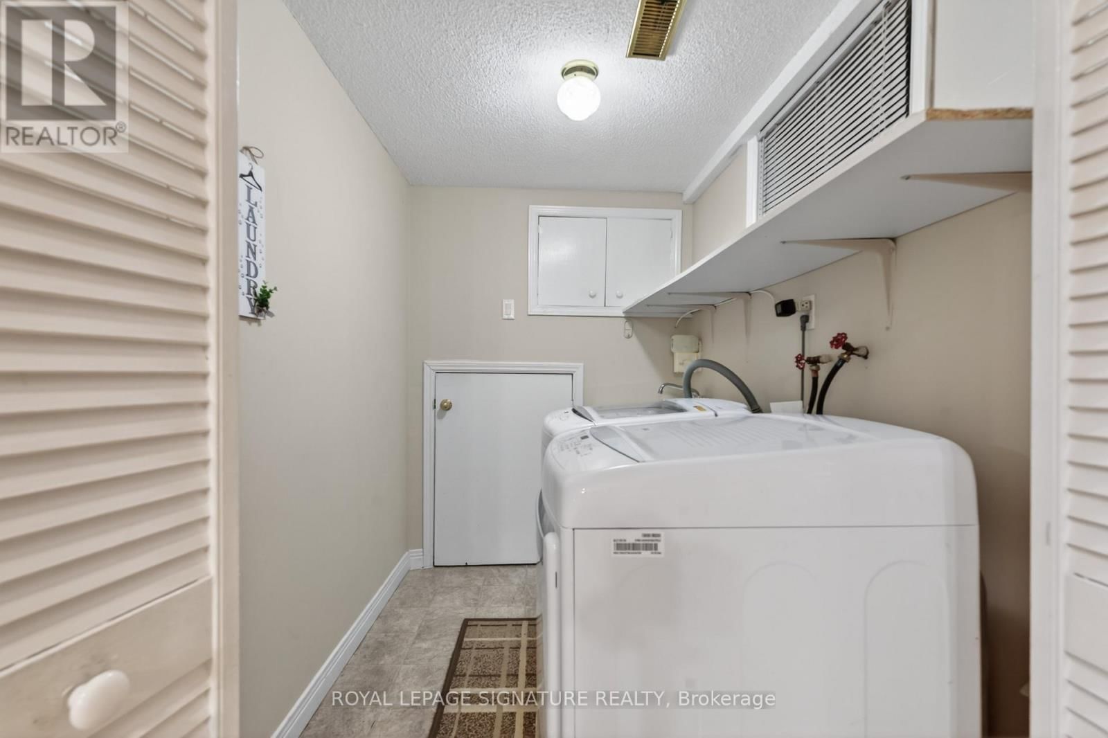 897 PEMBRIDGE CRESCENT Image 24