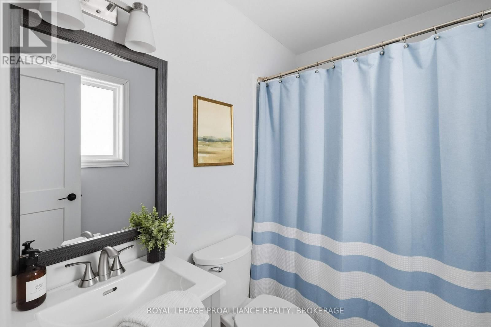 789 STRAND BOULEVARD Image 35