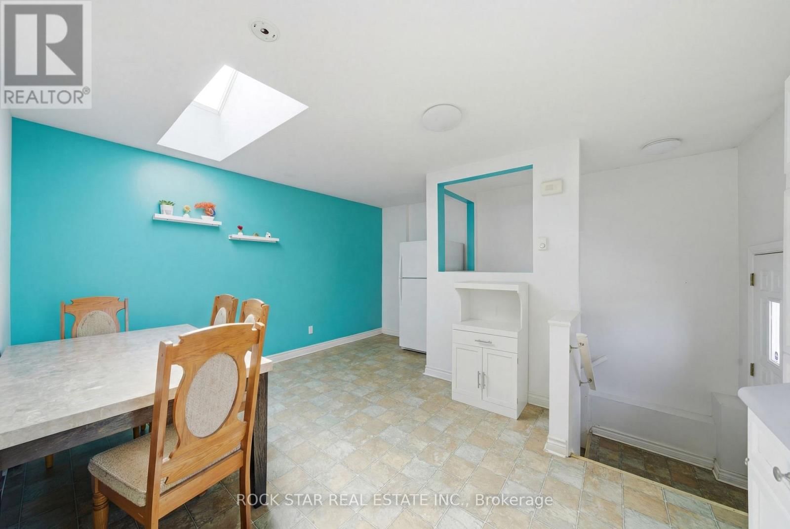 250 GRANTHAM AVENUE Image 19