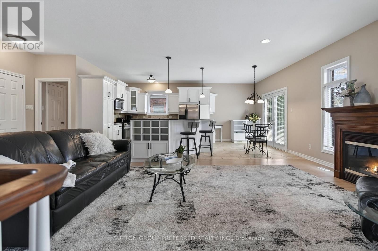 22 SPRINGFIELD WAY Image 10