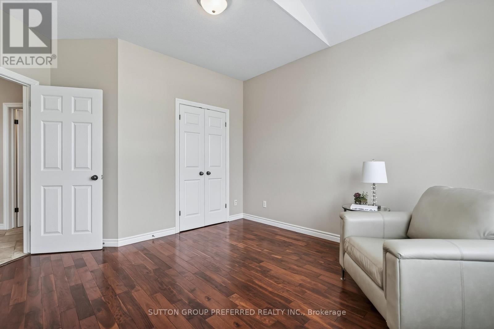 22 SPRINGFIELD WAY Image 28