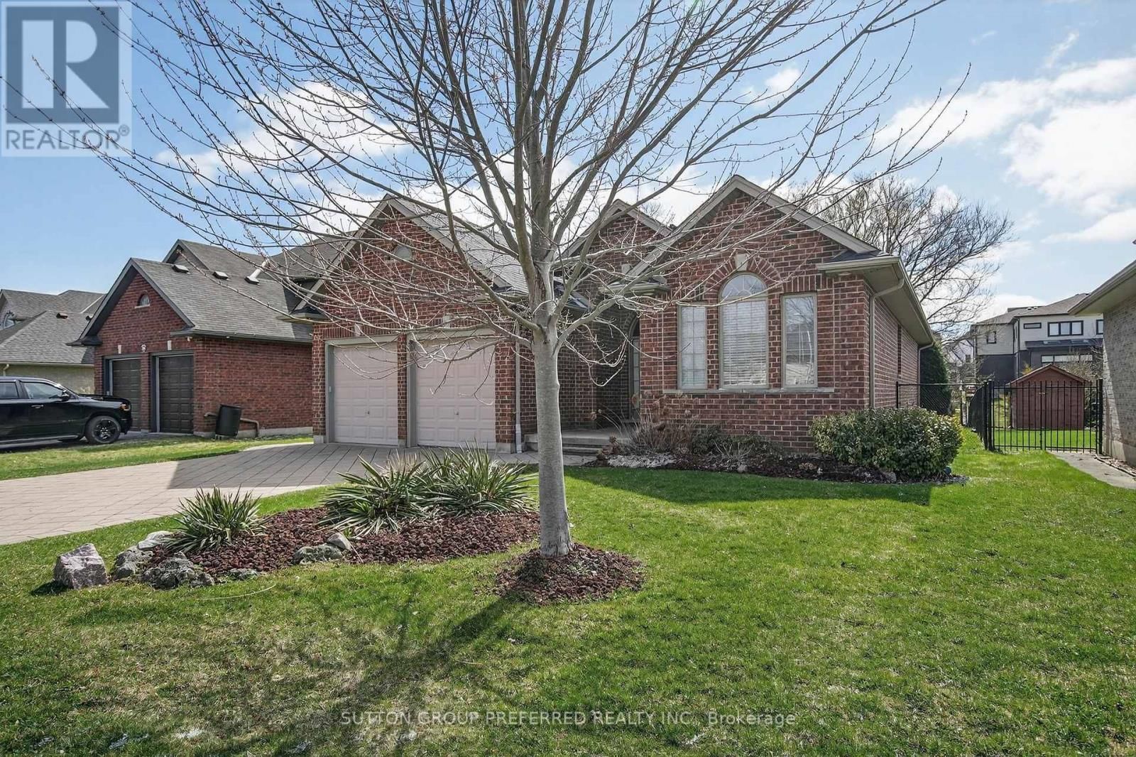 22 SPRINGFIELD WAY Image 3