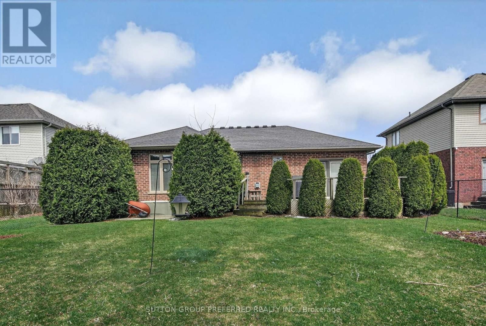 22 SPRINGFIELD WAY Image 48