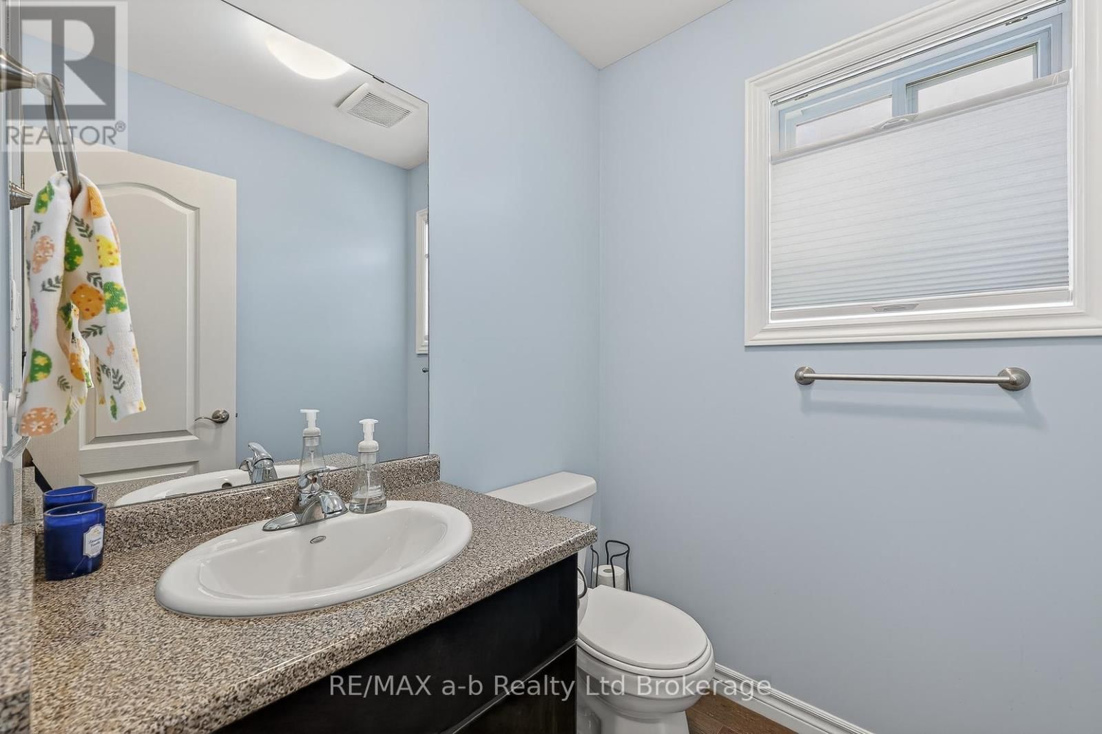 30 TARTAN DRIVE Image 23