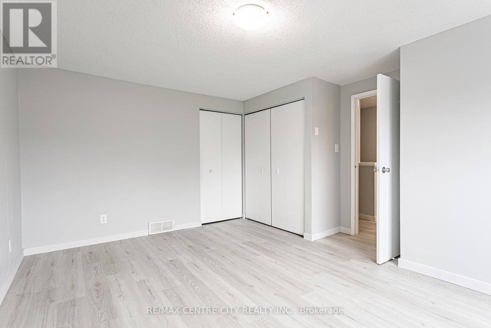 47 - 550 SECOND STREET Image 17