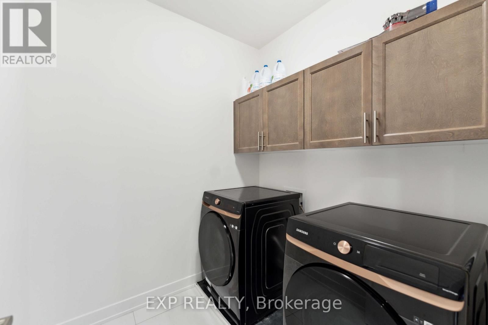 748 OVATION GROVE Image 30