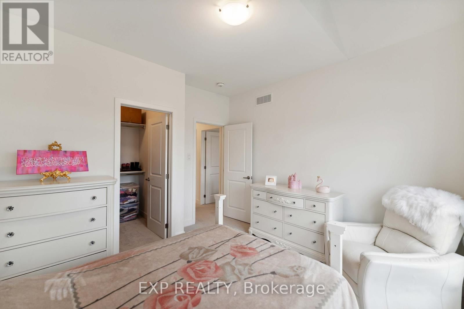 748 OVATION GROVE Image 36