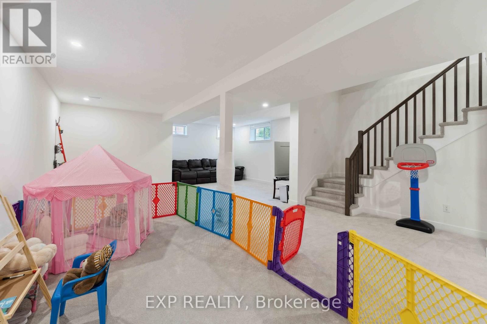 748 OVATION GROVE Image 44