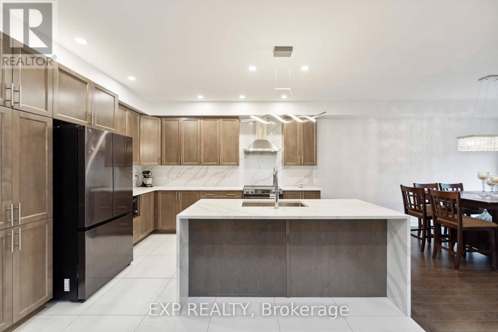 748 OVATION GROVE Image 6