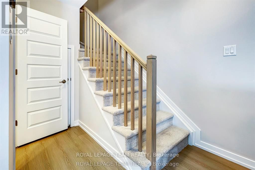 241 DAVID LEWIS PRIVATE Image 12