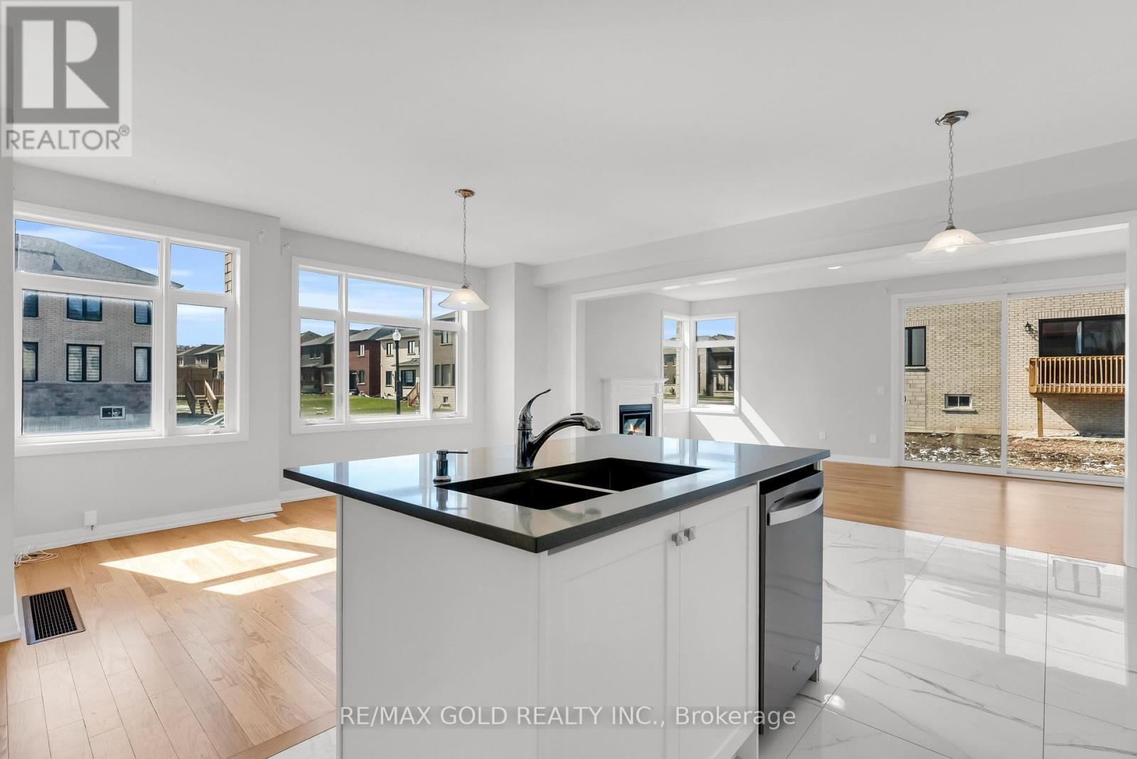 920 SOBESKI AVENUE Image 19