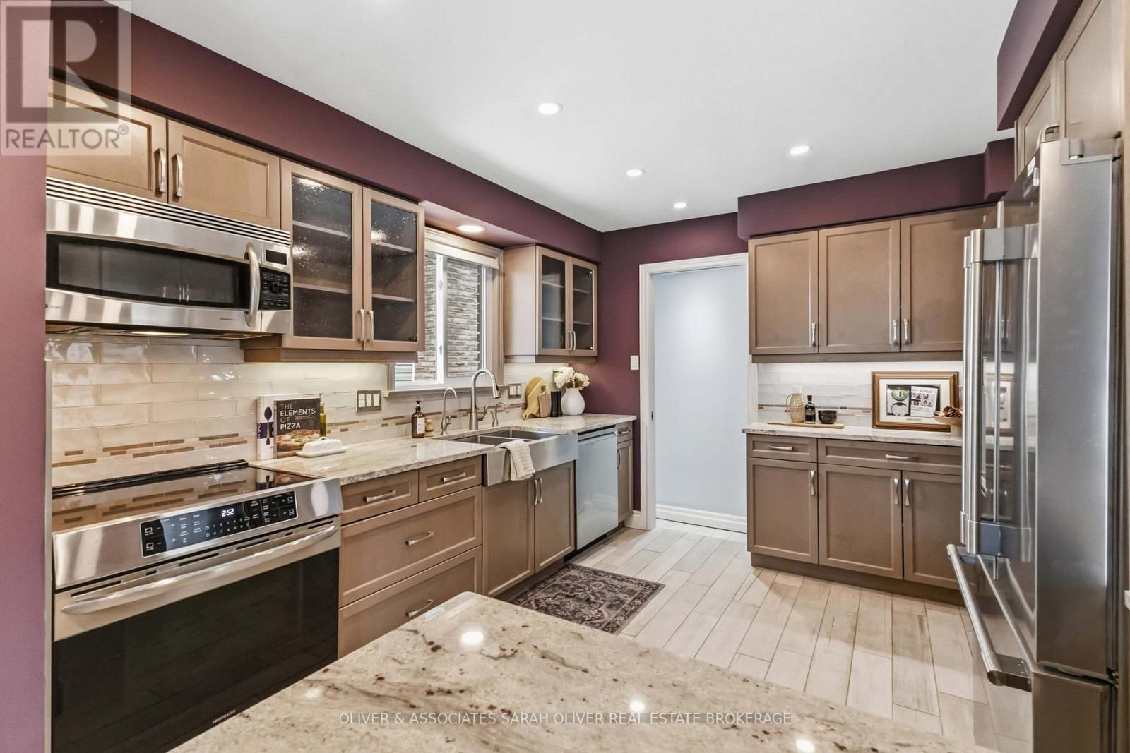 30 SANDALWOOD CRESCENT Image 18