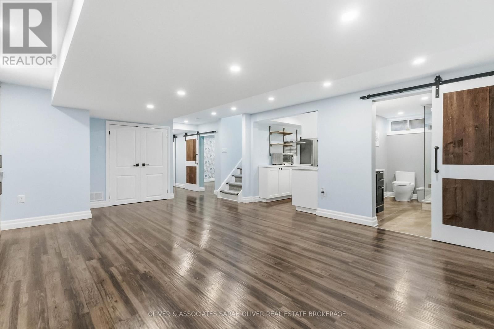 30 SANDALWOOD CRESCENT Image 31