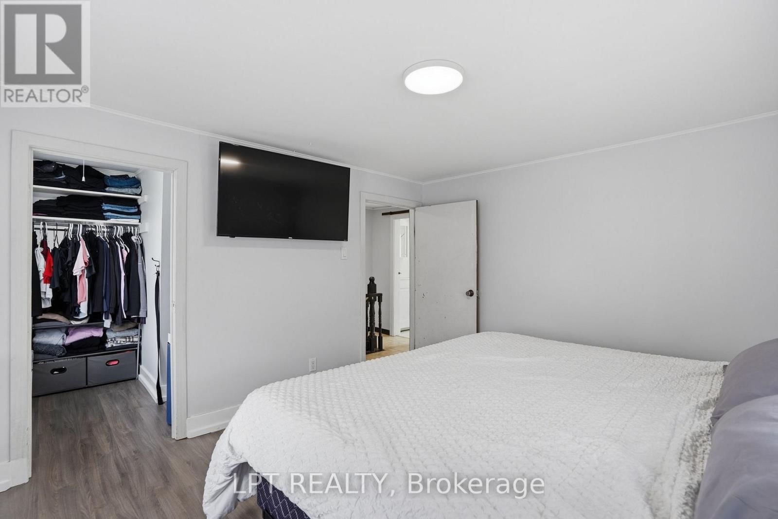 46 MILL STREET Image 20