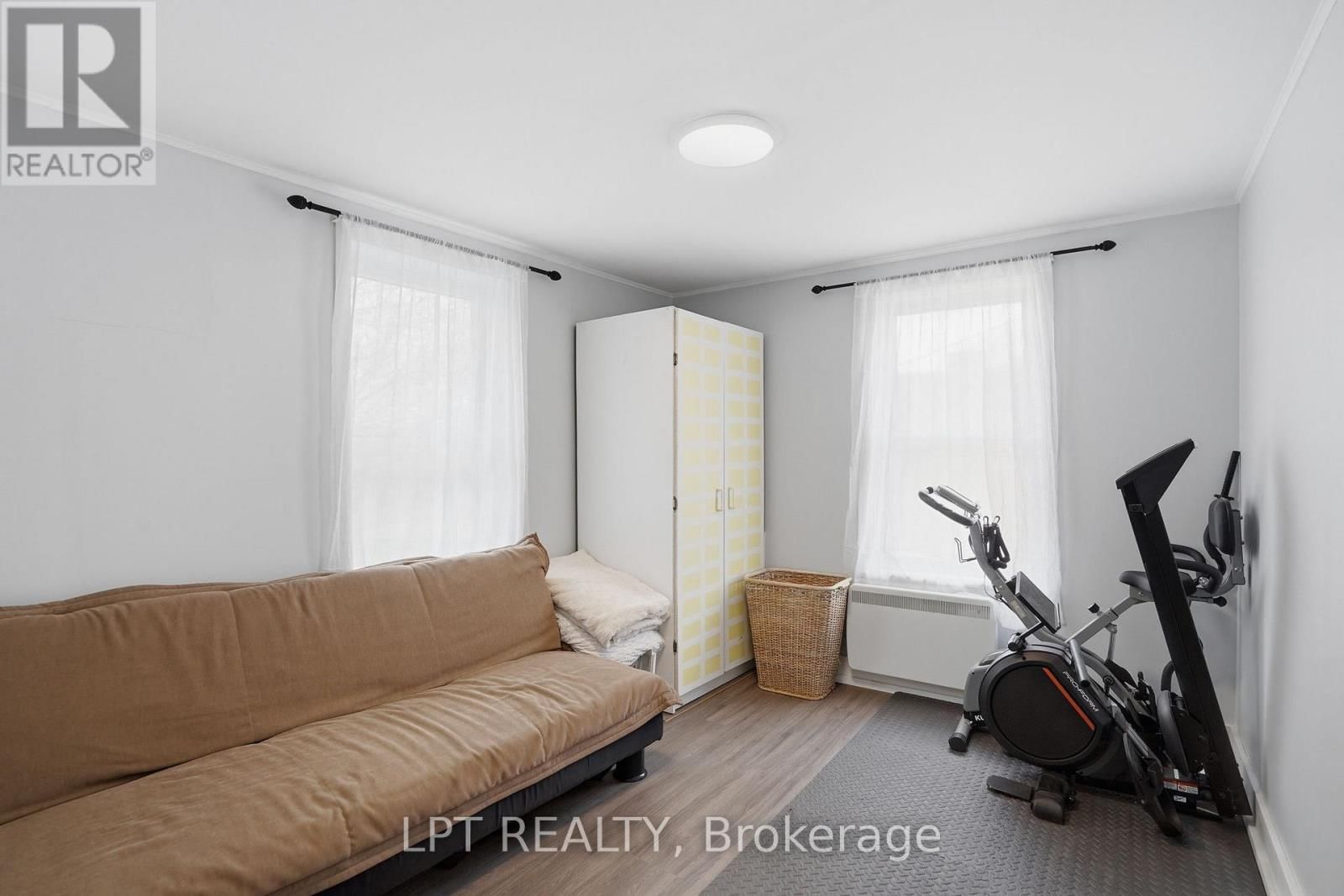 46 MILL STREET Image 24