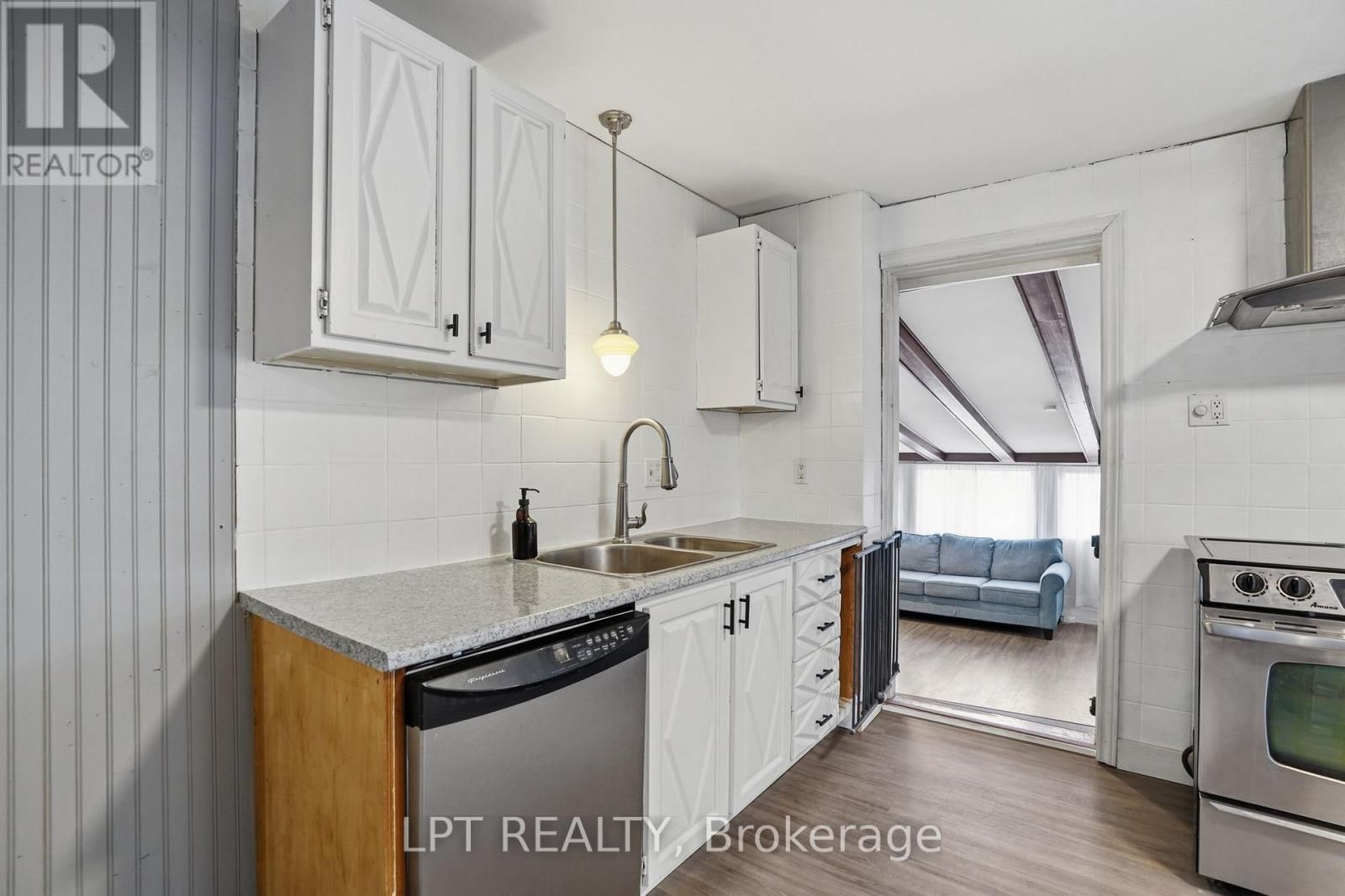 46 MILL STREET Image 9